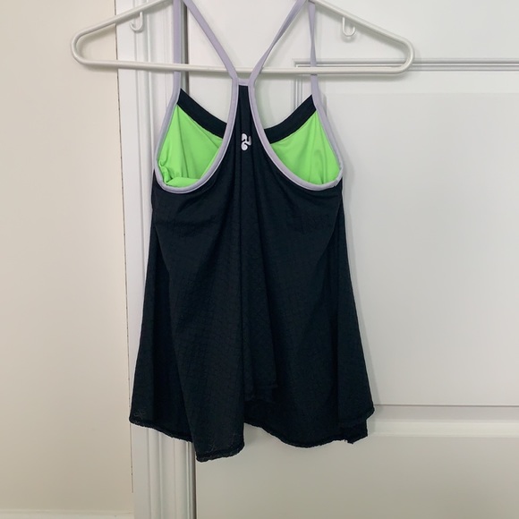 Triple Flip Tank Top - Picture 2 of 2